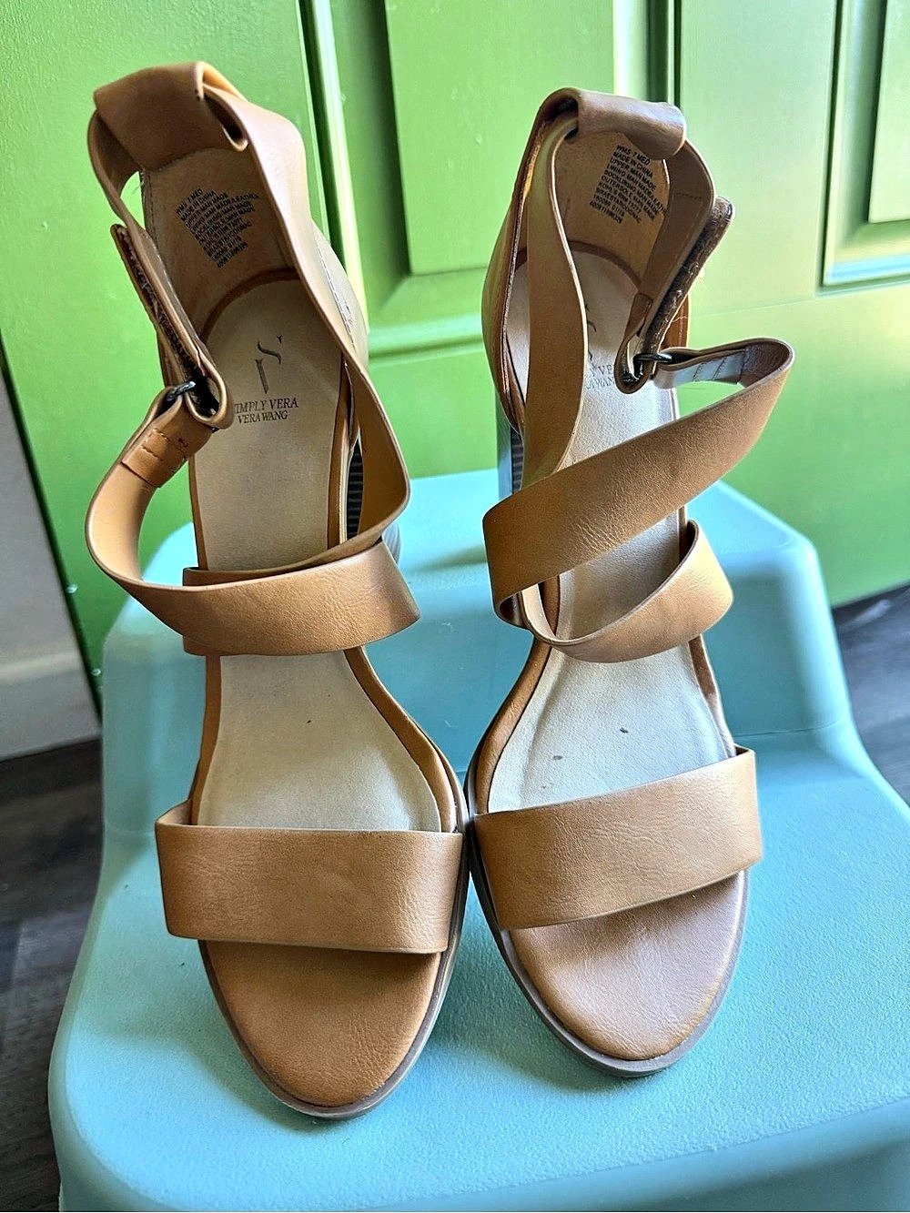Simply Vera Wang Strappy Heeled Sandals in Brown